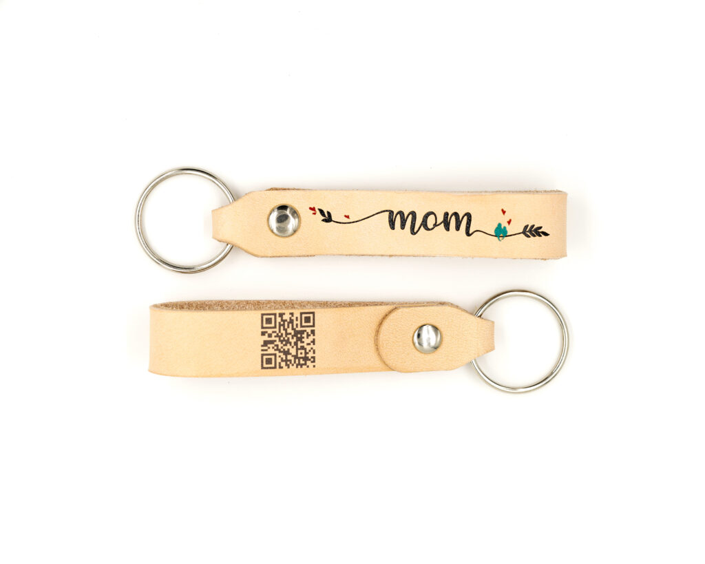 QR Code Keychain - Mom